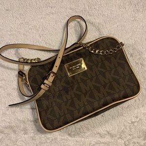 MICHAEL MICHAEL KORS Leather Crossbody Bag